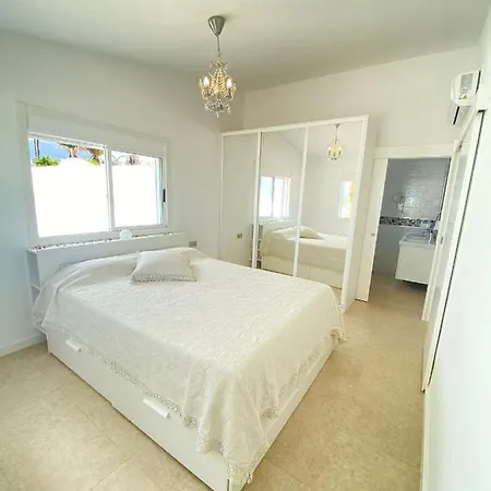 Agradable Villa Con Piscina En San Eugenio Alto Vila Costa Adeje (Tenerife)